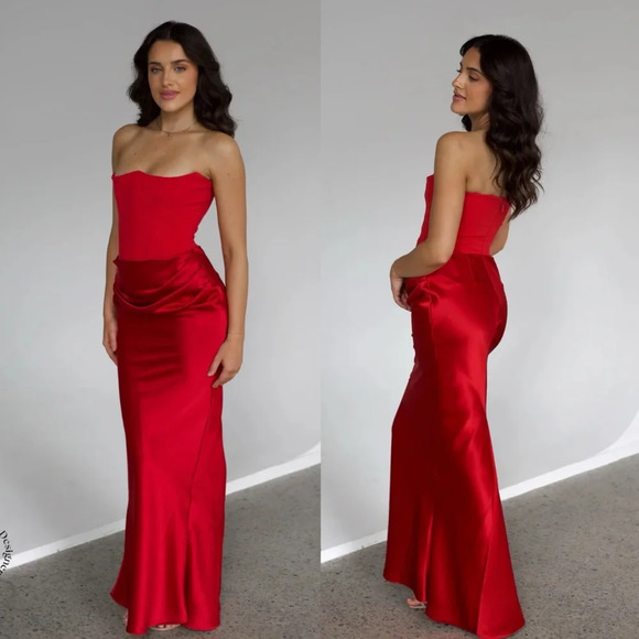 HOUSE OF CB size S D-DD 'Persephone' Scarlet Strapless Corset Maxi Dress NWOT - Picture 1 of 17